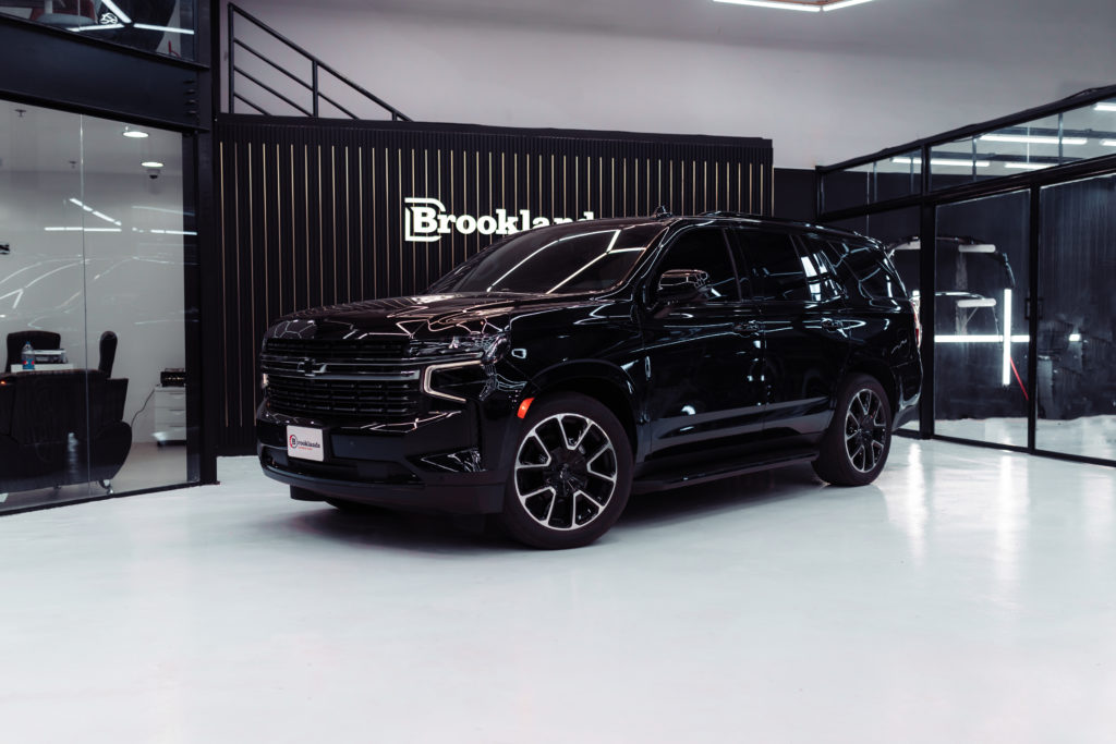 Chevrolet Tahoe Black