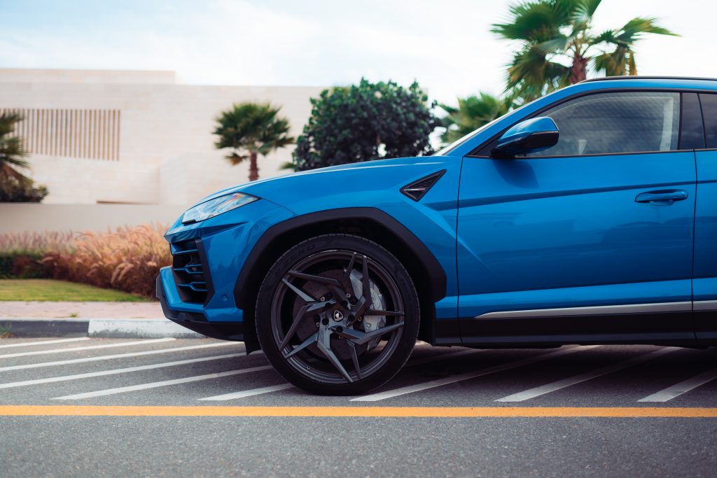 Lamborghini Urus Blue