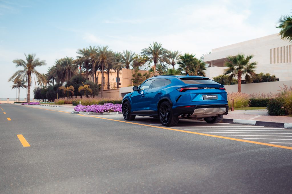 Lamborghini Urus Blue