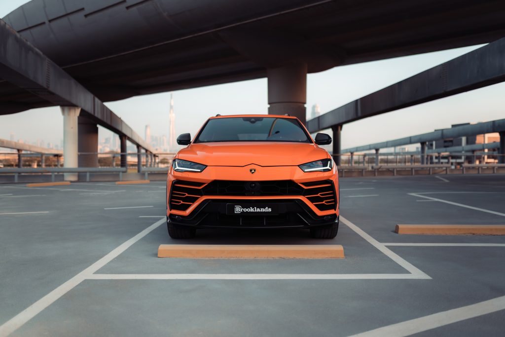 Lamborghini Urus Orange