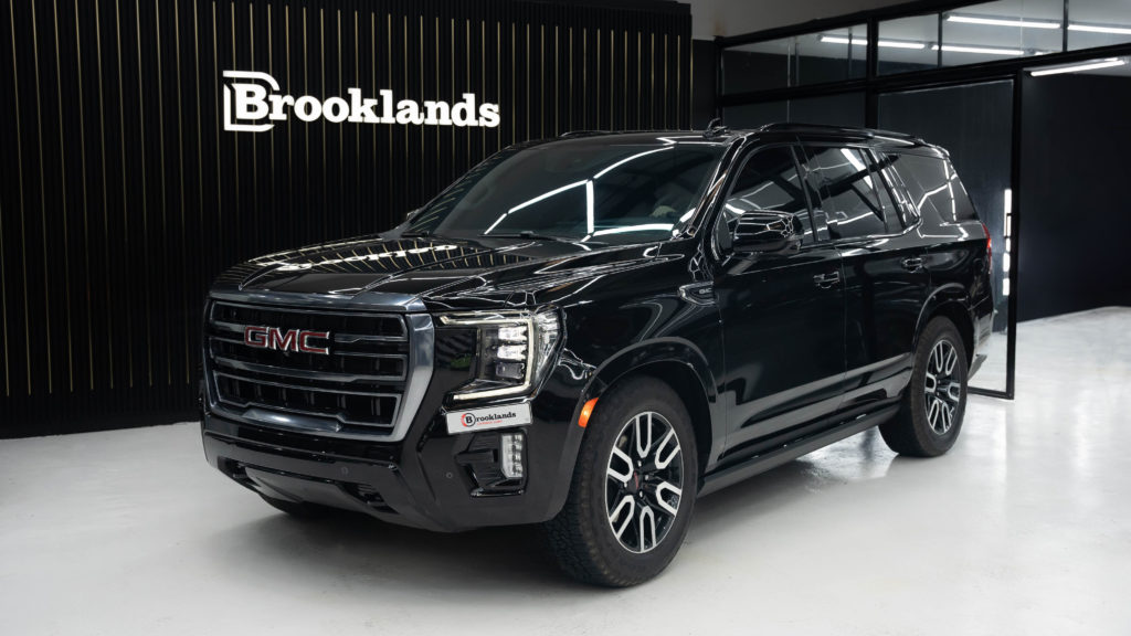 GMC Yukon Black