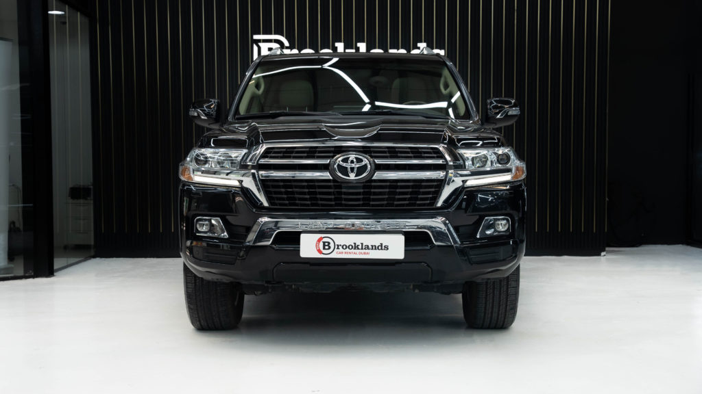 Toyota Land Cruiser 200 Black