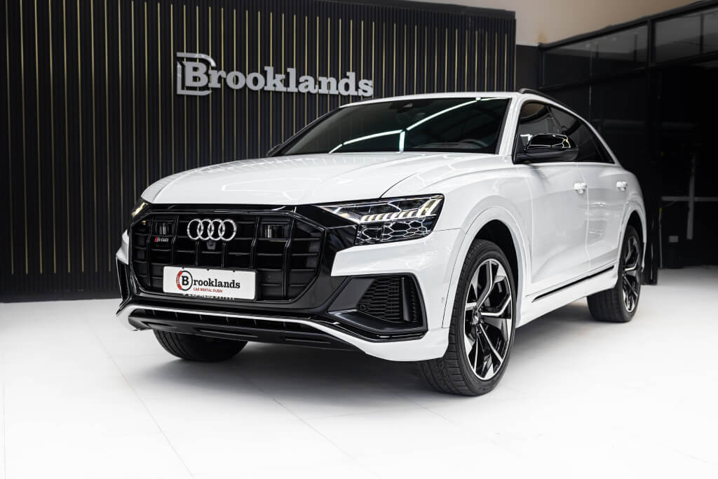 Audi Q8 White