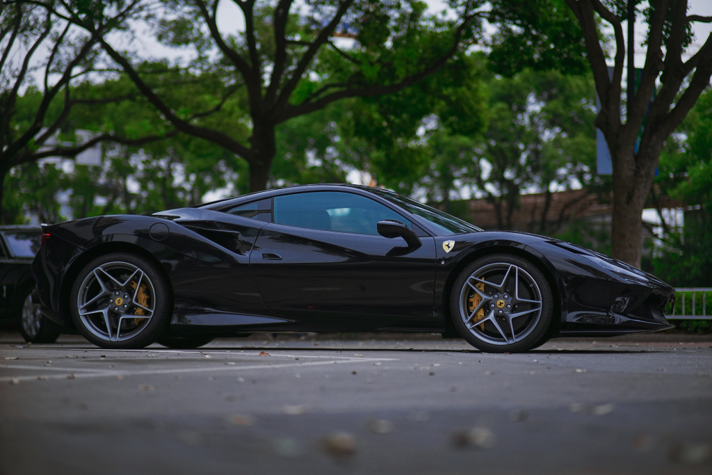 Ferrari F8 Black