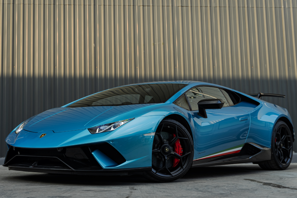 Lamborghini Huracan Blue