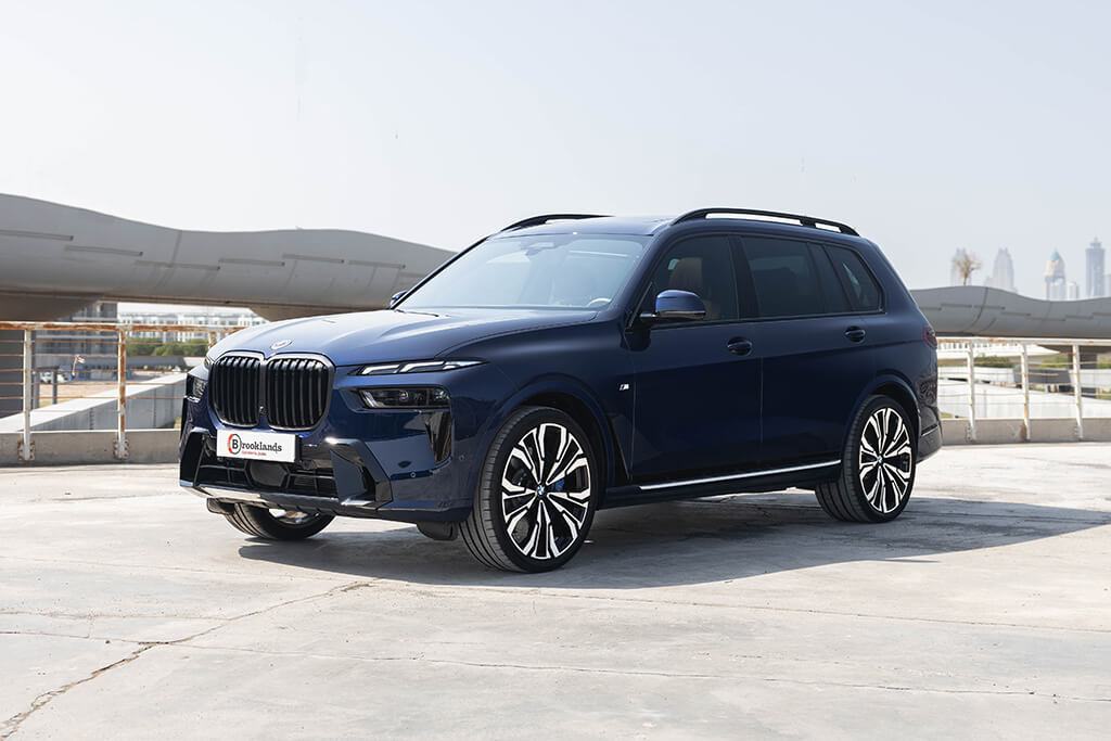 BMW X7 Restyling Dark Blue