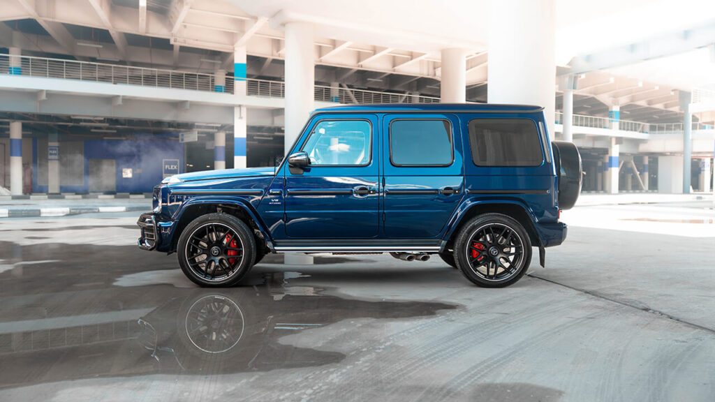 Mercedes G63 AMG Dark Blue