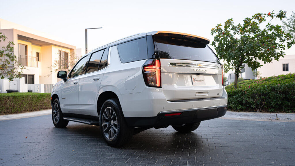 Chevrolet Tahoe White