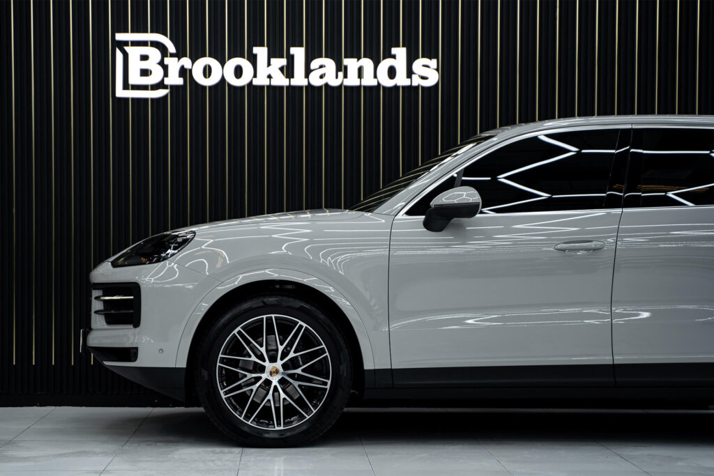 Porsche Cayenne Grey