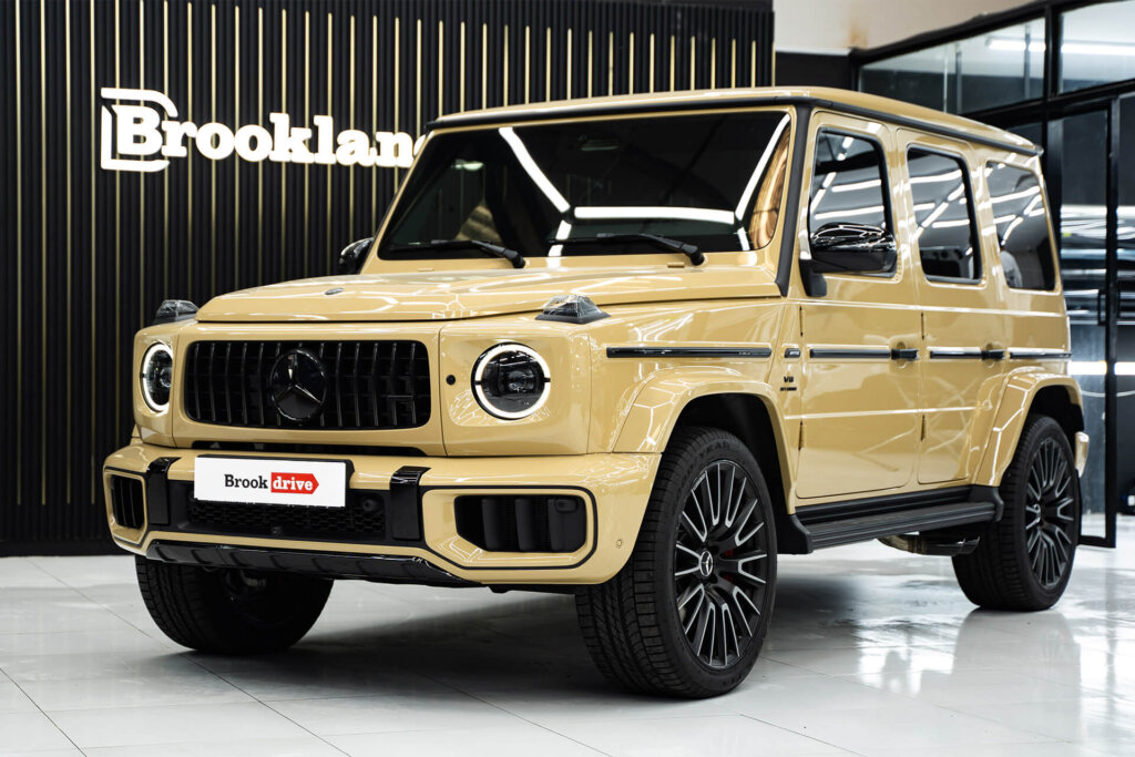 Mercedes G63 Beige