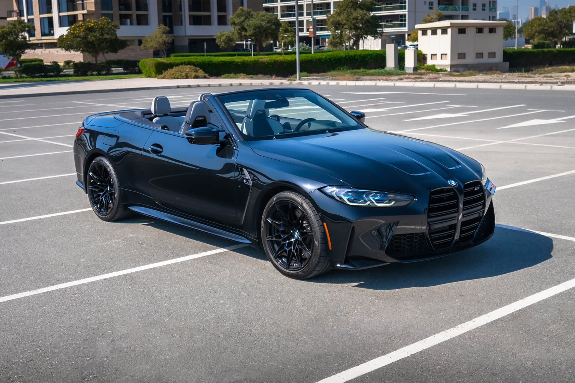 BMW M4 Competition Convertible Tanzanite Blue