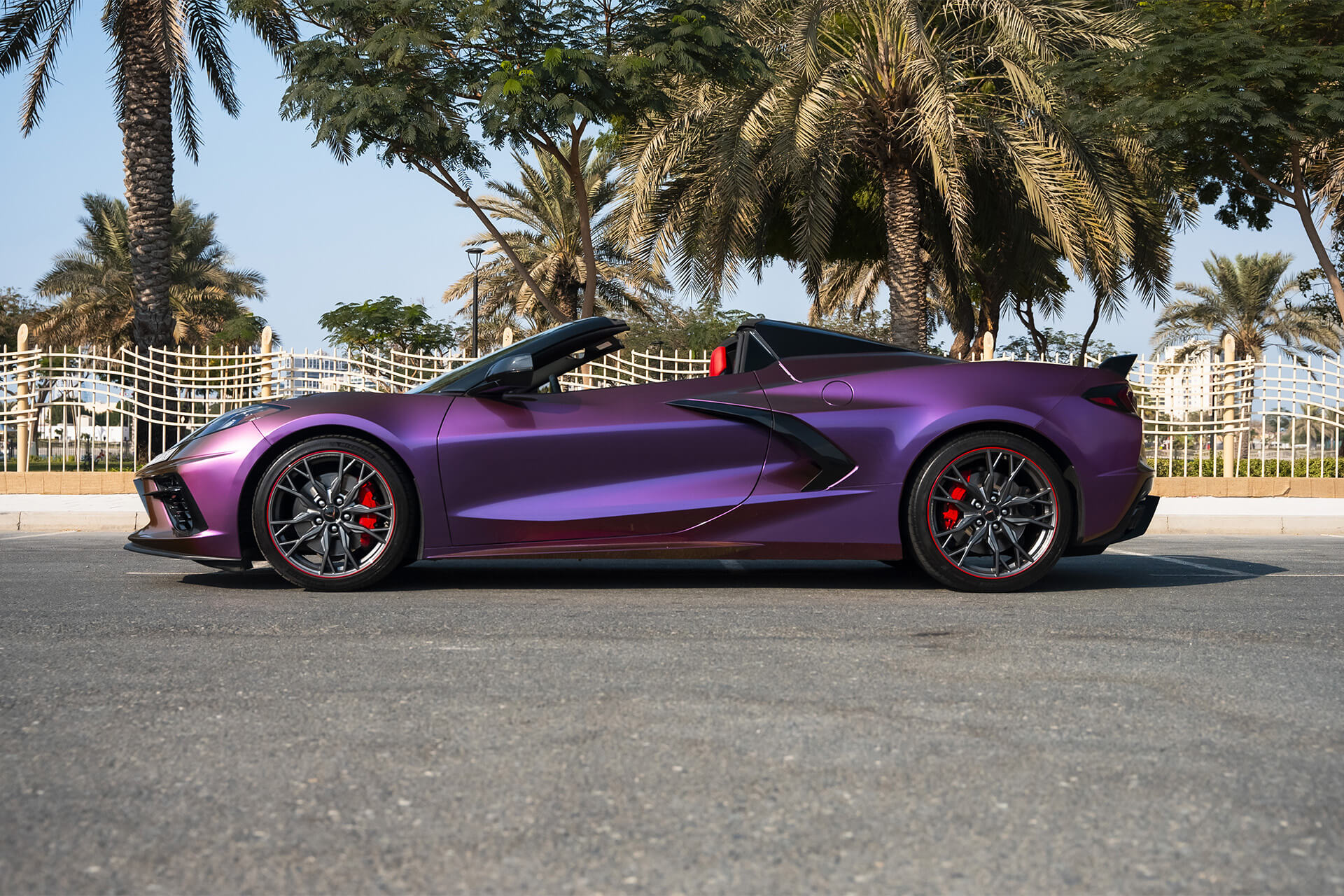 Chevrolet Corvette C8 Stingray Convertible Purple