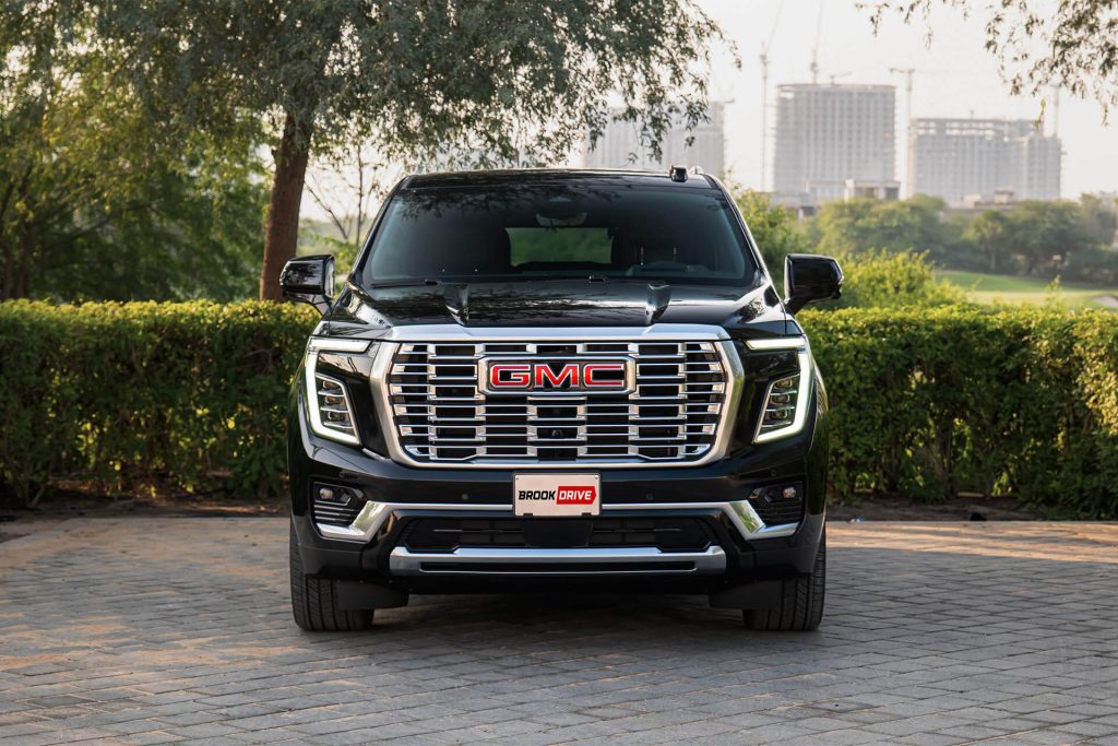 GMC Yukon Black Denali