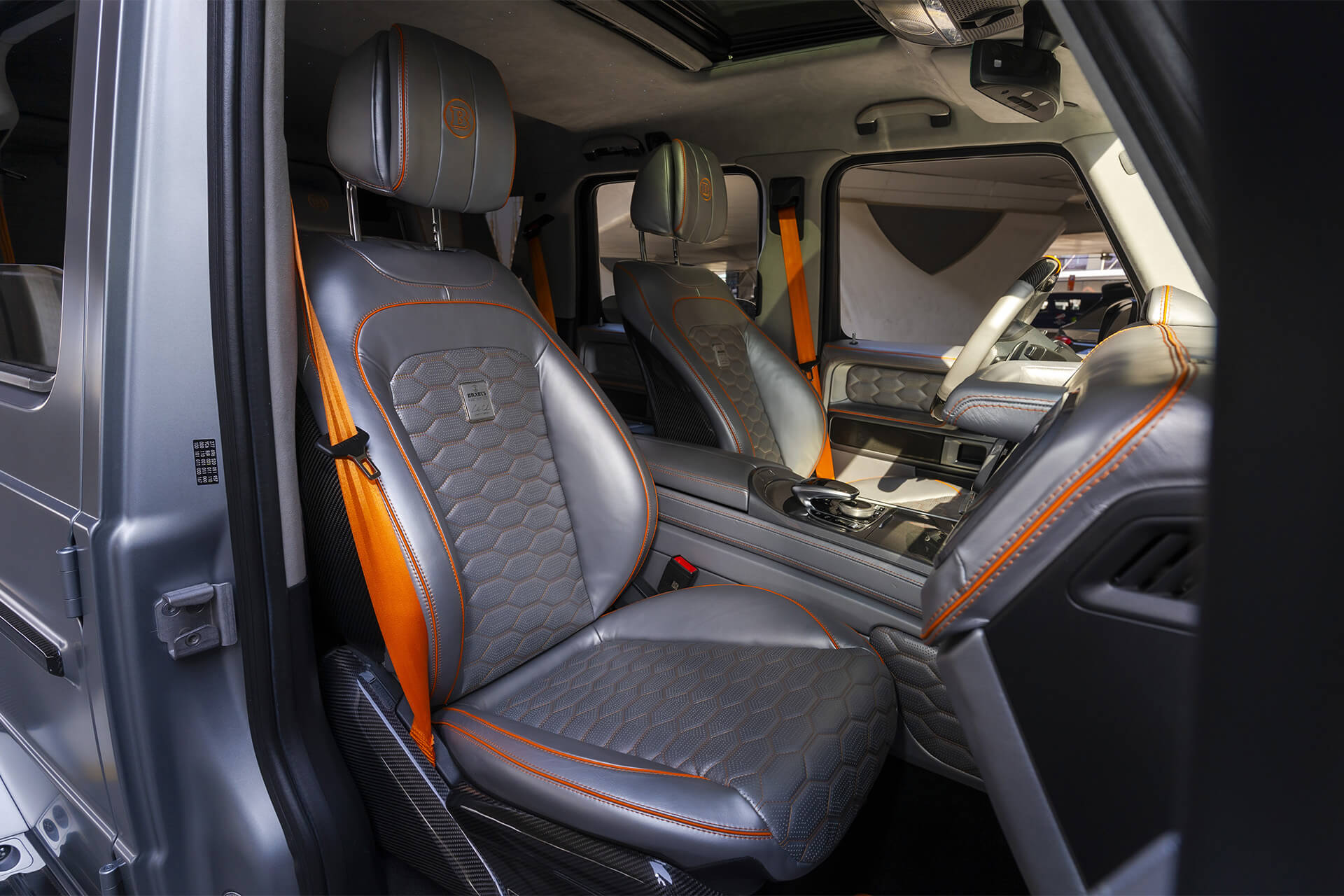 Mercedes G800 Brabus Selenite Grey Magno