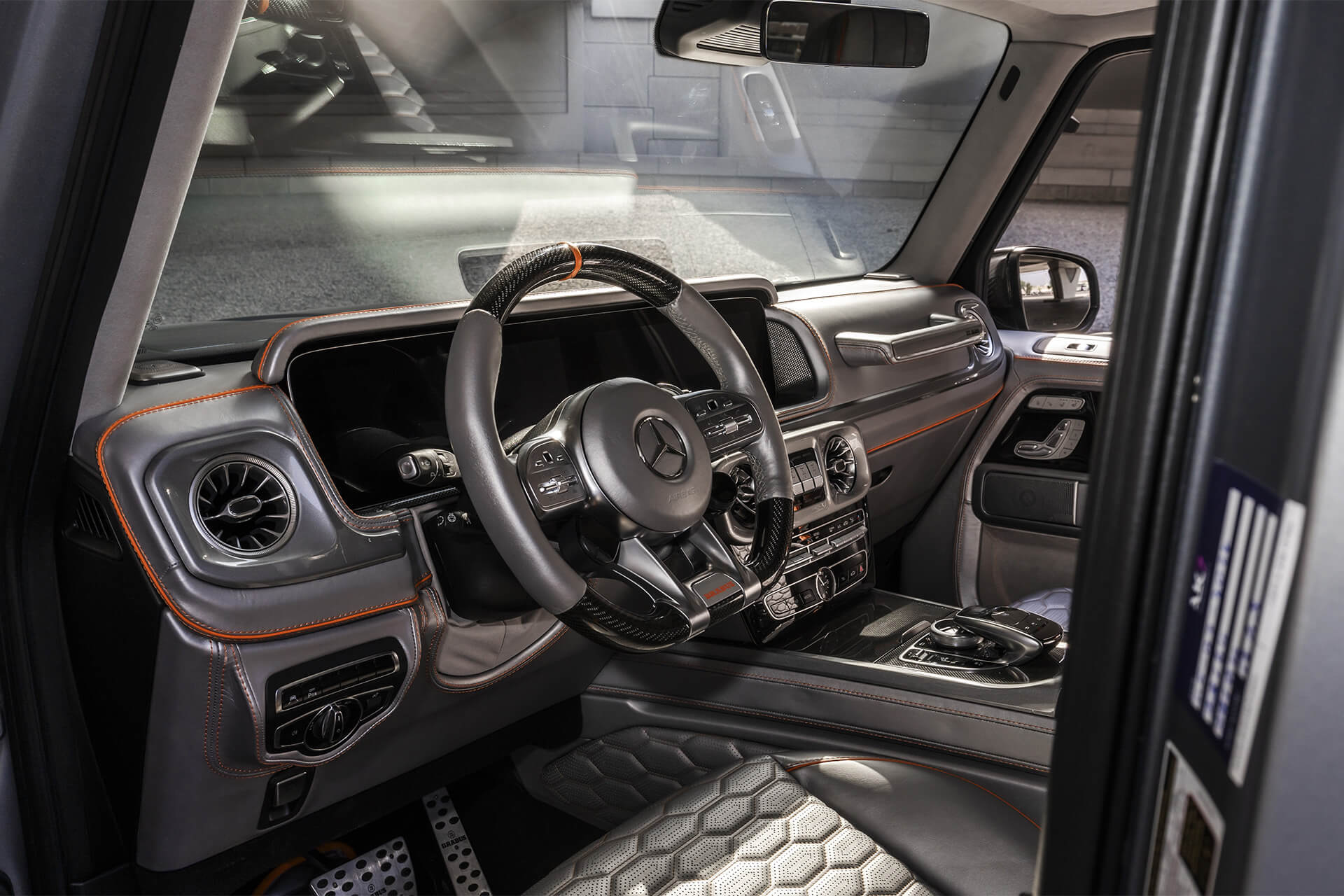 Mercedes G800 Brabus Selenite Grey Magno