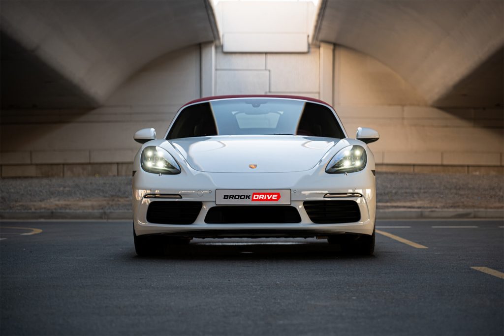 Porsche 718 Boxster White