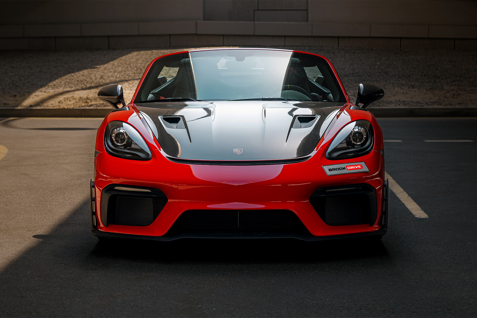 Porsche 718 Spyder RS Guards Red