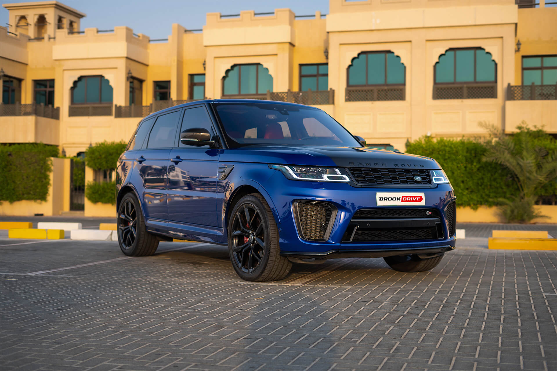 Range Rover SVR Estoril Blue