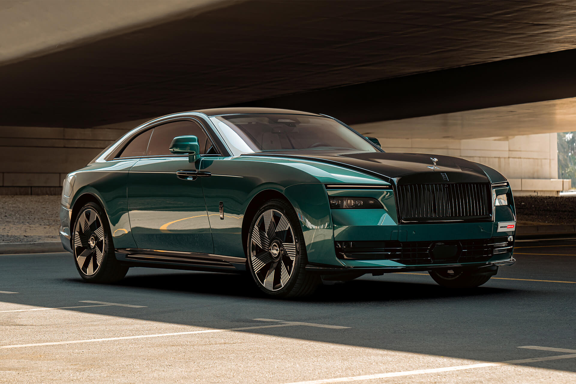 Rolls Royce Spectre Black Badge Imperial Jade