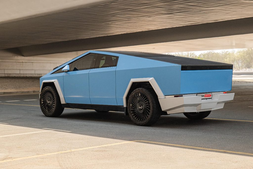 Tesla Cybertruck Beast Matte Sky Blue