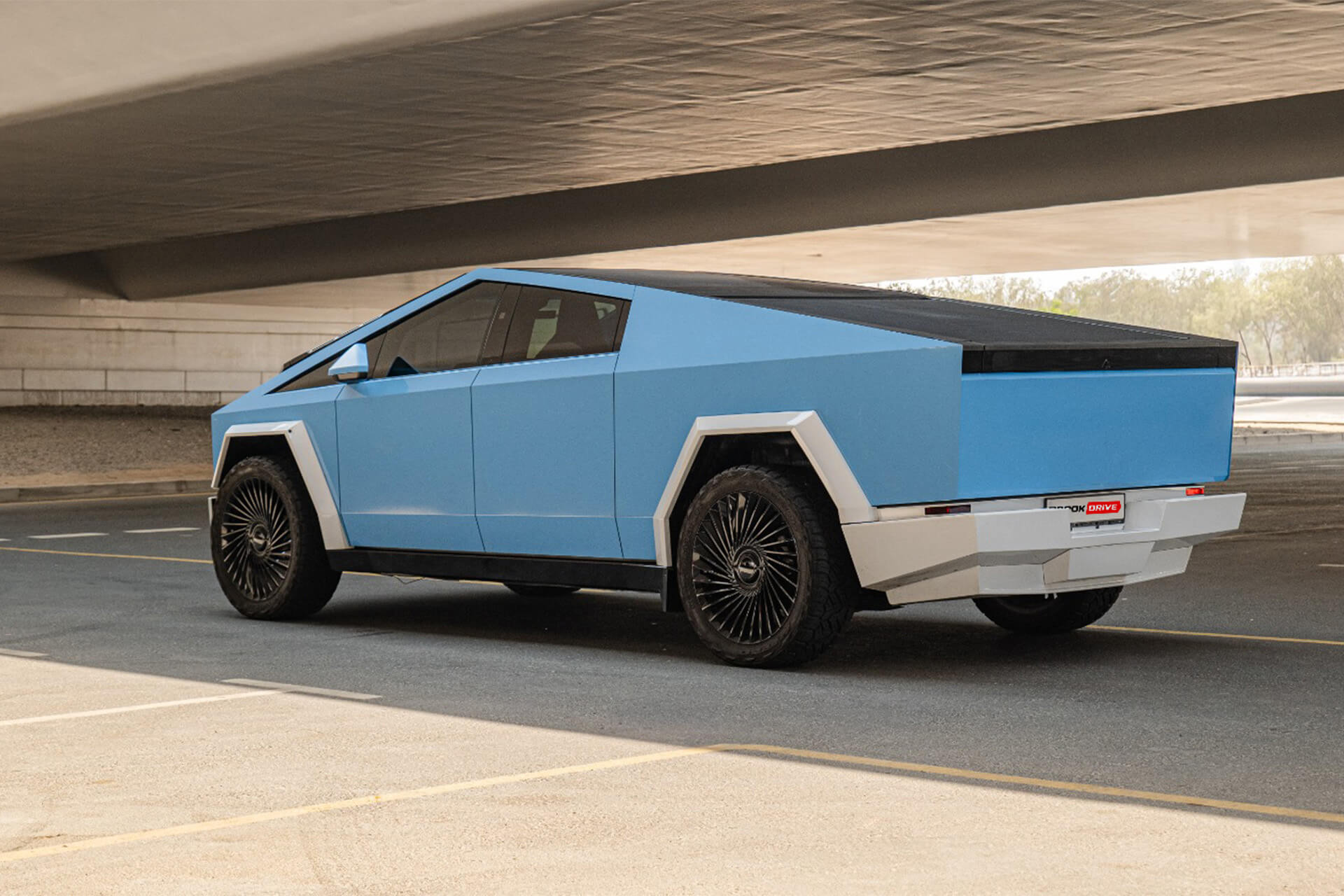 Tesla Cybertruck Beast Matte Sky Blue